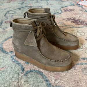 Clark’s Originals Wallabee Craft Nubuck size 8.5